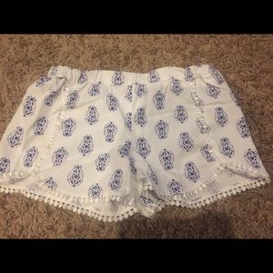 Crazy 8 linen shorts